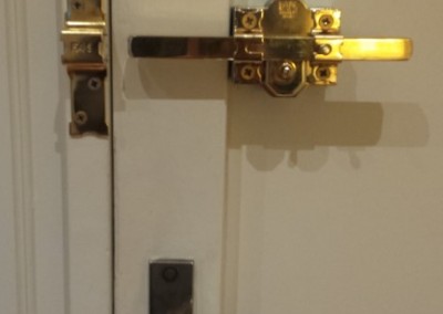 cerrojo especial para puertas fichet - Cerrajero de Madrid - www.cerrajero-de-madrid.es