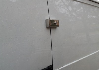 colocacion de cerraduras adicionales para vehiculos - Cerrajero de Madrid - www.cerrajero-de-madrid.es